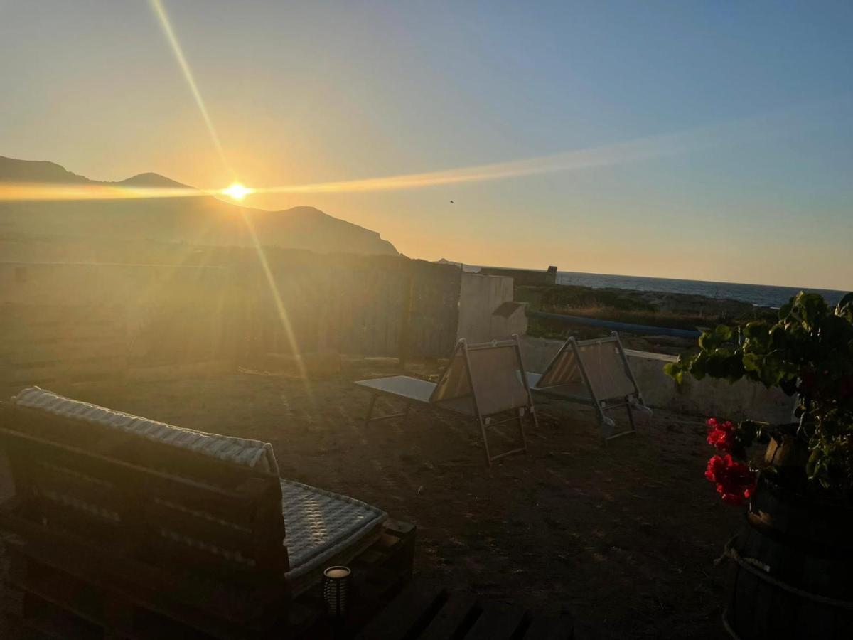 La Finestra A Tramontana Apartment Favignana Luaran gambar